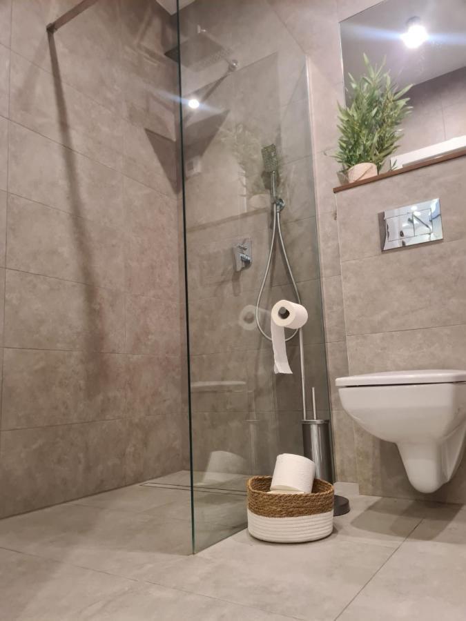 Venice Villa Apartment, Self Check-In 24H, Free Parking Познань Экстерьер фото